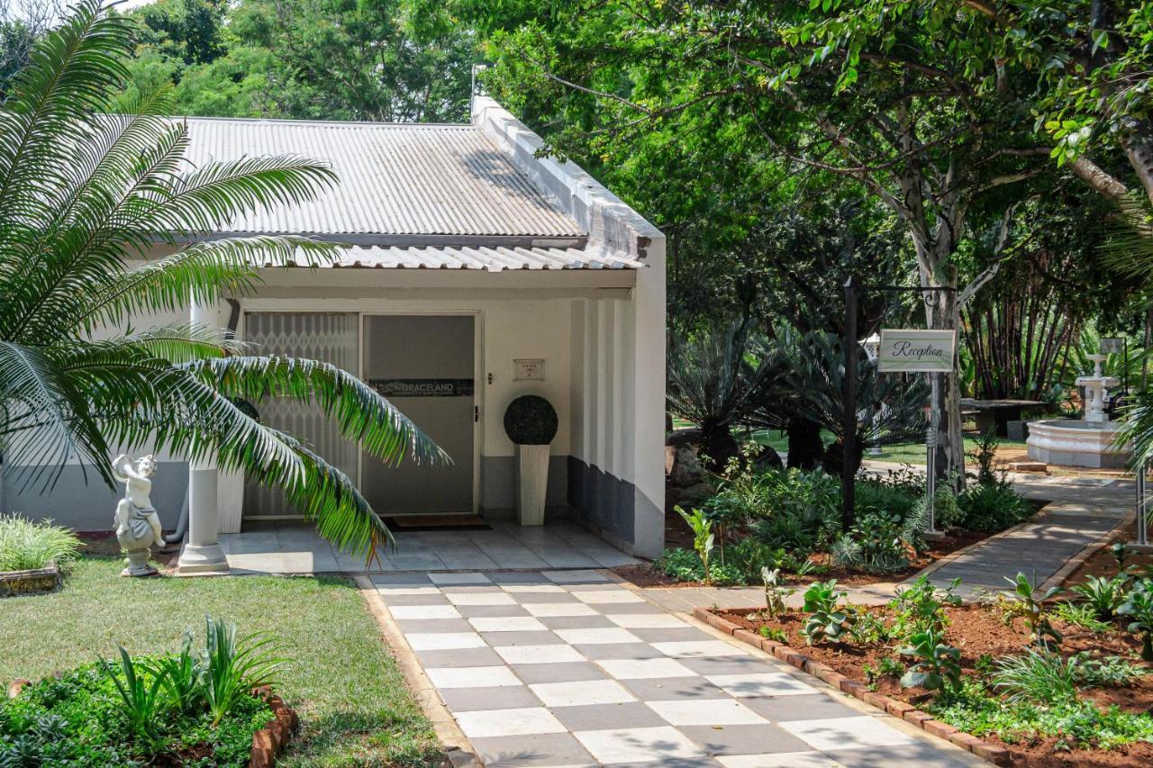 Lodge Graceland Conference And Lifestyle Centre Akasia
