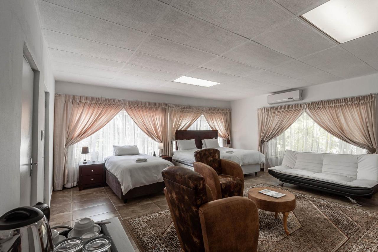 Graceland Conference And Lifestyle Centre *